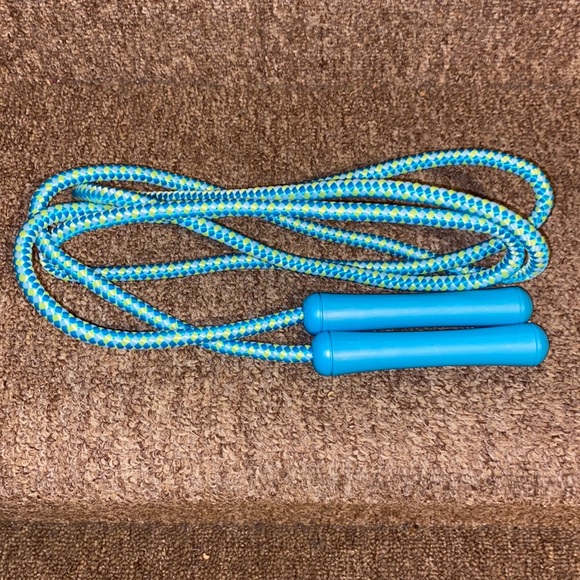 🦋NWOT Jump rope - Picture 1 of 3